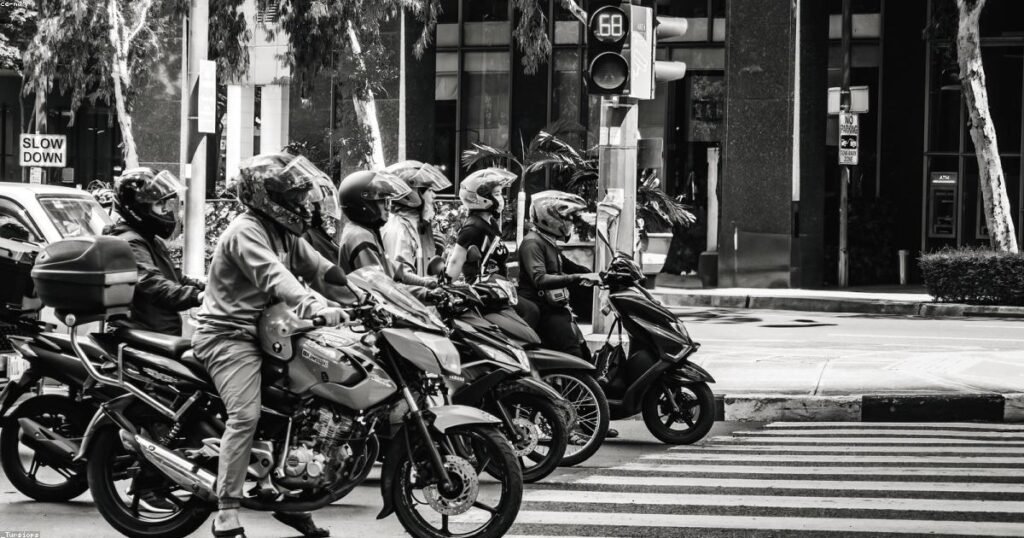 Vespa SXL 125 Review 2026 – Premium Italian Scooter in India